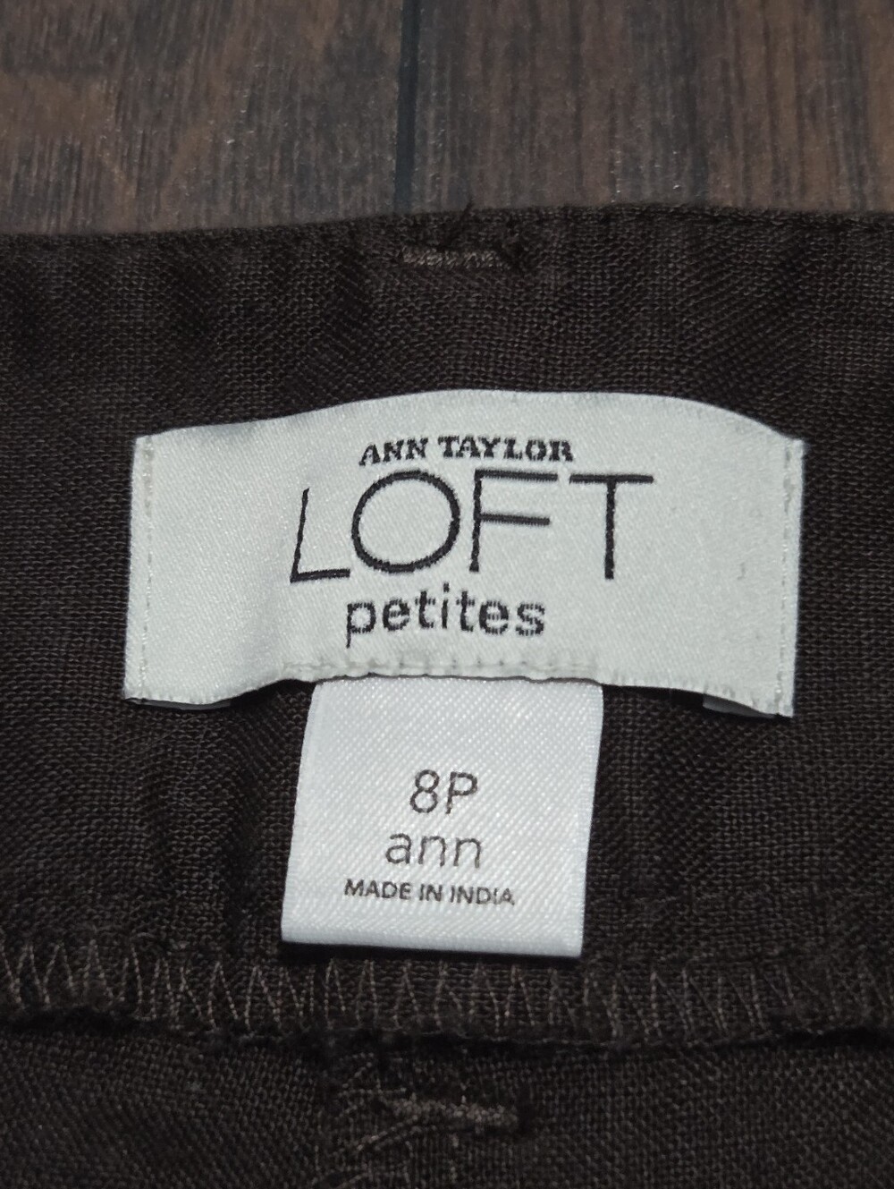 Chocolate Brown Linen Long Shorts Size 8P - Picture 5 of 6